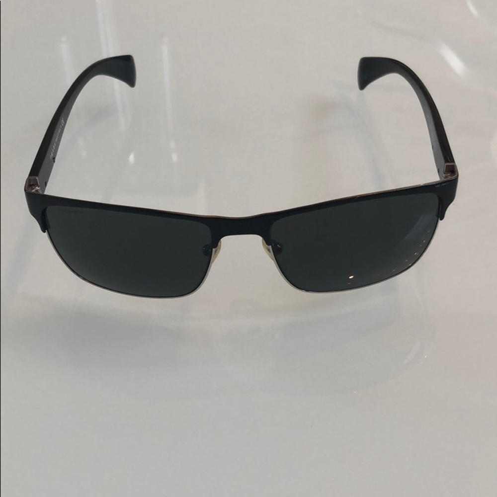 Prada sunglasses - Picture 2 of 7